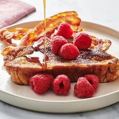 Roti Panggang, Challah French Toast, Electric Skillet Recipes, Eggnog French Toast, Menu Sarapan Sehat, Vegan French Toast, Best French Toast, Vegan Cinnamon Rolls, French Toast Sticks