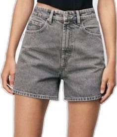 Casual Fitted Five-pocket Shorts, Casual Fitted Shorts With Five Pockets, Zara Mid-rise Jean Shorts, Zara Casual Straight Leg Jean Shorts, Zara Straight Leg Jean Shorts, Casual Short Length Zara Bottoms, Zara Jeans For Summer, Casual Zara Short Bottoms, Trendy Straight Leg Zara Shorts