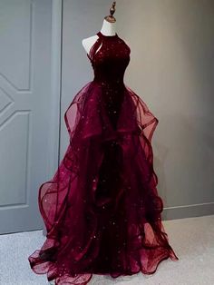 Dark Red Prom Dresses, Dr Wardrobe, Halter Evening Dress, Moda Aesthetic, Long Party Dress, Fashion Fantasy, Dress Wine, 파티 드레스, Dark Wedding