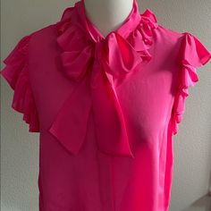 Gorgeous (Nwt) Alice + Olivia Fuchsia Short Sleeve, Bow, Ruffled Sleeve Blouse! Lightweight, Button Down, Made Of 100% Silk. Size Xl Bust (Laying Flat/Pit To Pit)-19 Inches Length (Laying Flat)-25 Inches Retails For $285 Price Firm, Just Reduced Thank You For Looking! No Trades. Ships Next Business Day Pink Short Sleeve Blouse For Party, Pink Fitted Tie Neck Top, Elegant Pink Tie Neck Top, Chic Pink Short Sleeve Blouse, Pink Tie Neck Top For Party, Pink Ruffled Tops For Work, Pink Feminine Tie Neck Top, Feminine Pink Tie Neck Top, Pink Tie Neck Top For Work