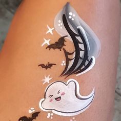 Kid Halloween Face Paint Ideas, Halloween Body Painting Ideas, Quick Halloween Face Paint Ideas, Face Painting With Stencils, Face Paint Kids Halloween, Spider Gwen Face Paint, Small Halloween Face Paint, Halloween Kids Face Painting, Easy Face Painting Halloween