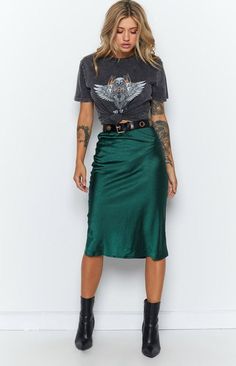 Mode Edgy, Fest Outfits, Looks Country, Mode Boho, Looks Street Style, Mode Inspo, Edgy Outfits, Green Skirt, Looks Style