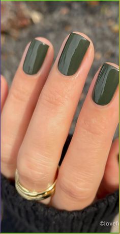 Enhance your autumn look with our elegant Olive Green Fall Nails, inspired by the rich colors of the season. From deep earthy tones to shiny metallic hues, our collection offers versatile options for a chic manicure. Embrace the beauty of nature through your nails and add a touch of sophistication and warmth to your style this fall. Elevate your nail game with our Olive Green Fall Nails today! Chic Autumn Nails, Fall Colors Short Nails, Fall Nails Color Ideas, Short Nail Designs October, Chic Nail Colors, Fall Nail Green, Fall Trending Nails, Forest Green Nails Short, Matte Olive Green Nail Ideas