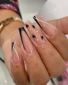 Unhas Acrylic Nail Designs Coffin, Coffin Nails Ombre, Black Coffin Nails, Long Nail Designs, Classy Acrylic Nails, Black Nail Designs, Black Nail