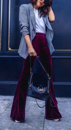 Velvet Pants Outfit, Velvet Outfits, Vinyl Fashion, Velvet Flare Pants, Velvet Flares, Velvet Clothes, Outfits 2022, Velvet Fashion, Holiday Style