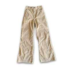 Vintage 1970s Rare The Original & Authentic Landlubber Boston, Mass Groovy High Waisted Two Pocket Tan Corduroy Pants Excellent Condition (No Visible Flaws) Women's Size 24 Or 00 Made In The Usa Approx Measurements (Laying Flat In Inches) Waist: 12 Hips: 18 Inseam: 31 Rise:11 High Waisted Belle Bottom Jeans Flare Leg Amazing Rare Vintage 1970’s Pair Of Tan Corduroy By Landlubbers Please Note: Vintage Items Are Pre-Loved And May Have Some Flaws. All Items Have Been Cared For And Ready For Wear Reposhing This Item I Purchased From @Costurashop. Loved It, But Ready To Rotate For Something New. Questions? Leave A Comment Below! 60s Pants, Tan Corduroy Pants, Corduroy Flare Pants, Boston Mass, Bottom Jeans, Vintage Pants, Cargo Pant, Corduroy Pants, Vintage 1970s