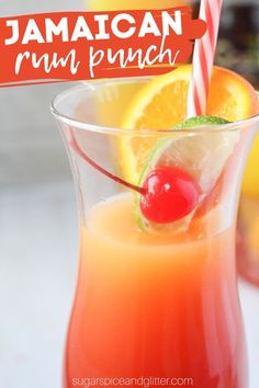 Jamaican Rum Punch Recipes, Jamaican Rum Punch, Rum Punch Cocktail, Rum Punch Recipe, Alcoholic Punch Recipes, Rum Punch Recipes, Punch Cocktails, Alcoholic Punch