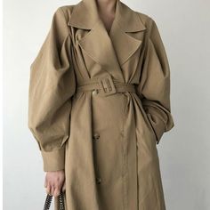 Rainy Coat, Victorian Sleeves, Streetwear Korean, Fashion Design Sketchbook, Womens Windbreaker, Long Trench, Long Trench Coat