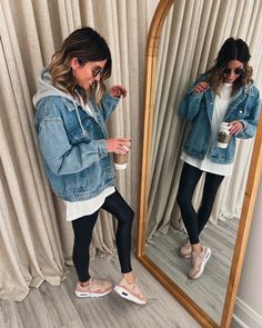 Good Amazon Finds, Fall Jackets Outfit, The Sister Studio, Sister Studio, Jacket Outfit Women, Jean Jacket Outfits, Denim Jacket Outfit, Hooded Denim Jacket, Nice Weekend