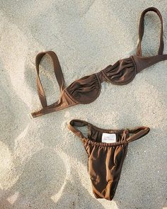 Beige Aesthetic, Summer Photos, The Sand, Instagram Aesthetic, Summer Aesthetic, Beach Pictures, Beach Outfit, Summer Vibes, Bathing Suits