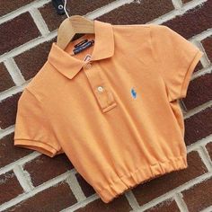 Cropped Polo Shirt Outfit, Vestidos Outfits, Polo Shirt Outfits, Shirt Crop Top, Upcycle Clothes Diy, Diy Vetement, Ralph Lauren Polo Shirt, Celebrity Design