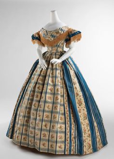 Викторианская роскошь. Пособие для настоящих принцесс, фото № 14 1850s Fashion, Silk Evening Dress