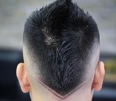 Hair Tips For Men, Men Fade Haircut Short, Mid Fade Haircut, Man Bun Hairstyles, Taper Fade Haircut, Men's Short Hair