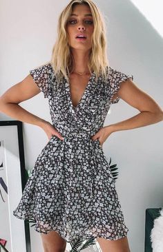 Rayon Dress Summer, Trendy Outfits For Summer, Outfits For Summer, Rayon Dress, Ladies Dress Design, Comfortable Dress, Outfit Idea, Dress Summer