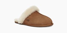 Ugg Scuffette Slippers, Cozy Robes, Ugg Scuffette, Ugg Store, Ugg Slippers, Woven Labels, House Slippers, Real Fur, Pink Crystal