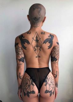 Symmetrical Tattoo, Torso Tattoos, Boho Tattoos, Tattoed Women, Back Tattoo Women, Real Tattoo, Aesthetic Tattoo, Love Tattoos, Body Tattoos