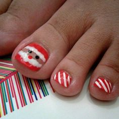 Santa Toe Nails, Holiday Toe Nails Christmas, Christmas Toenail Designs, Nail Christmas Designs, Christmas Toe Nail Designs, Toe Art Designs, Nail Christmas