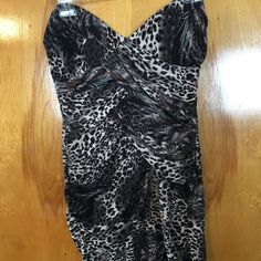 Tight But Stretchy Never Worn, Animal Print, Velvety Soft Material, Sweetheart V Neck Line, Comes To About Mid Thigh If You're Average Height. Flowy Silk Dress, Y2k Mini Dress, Sequin Short Dress, Average Height, Red Slip Dress, Brandy Melville Dress, Fashion School, Cheetah Print Dress, Future Mom