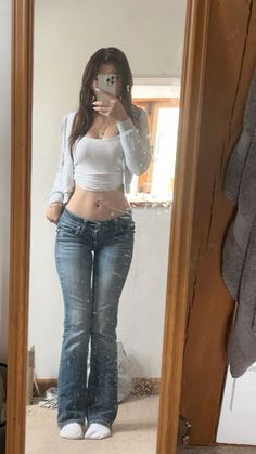 Low Rise Jeans And Heels Outfit, Belly Piercing Fits, Miss Me Low Rise Jeans, Styling Miss Me Jeans, Y2 K Aesthetic, Lowrise Flare Jeans, Outfit Inspo Low Rise Jeans, Y2k Low Rise Jeans Outfit Aesthetic, Where To Get Low Rise Jeans