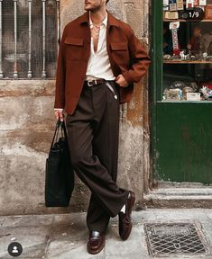 Classic Look Men, Vintage Italian Mens Fashion, Timeless Men’s Fashion, Classic Mens Fashion Vintage, Mens Fashion European, Vintage Style Outfits Men, London Fashion Men, Men’s Vintage Fashion, Mens Fall Fashion 2024