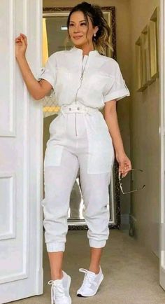 Medical Scrubs Fashion, Stylish Scrubs, Scrubs Outfit, 2piece Outfits, Medical Outfit, Diy Vetement, Jumpsuit Elegant, Stylish Work Outfits, Xl Fashion