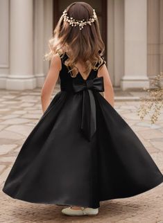 A-Line Scoop Neck Sleeveless Satin Flower Girl Dresses With Bow(s) Flower Girl Dresses Black, Silk Flower Girl Dress, Satin Flower Girl Dress, Online Wedding Dress, Dress Suits, A-line Wedding Dress, Dress With Bow, Our Wedding Day, Dress Codes