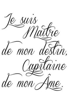 the words in french are handwritten on white paper, with black ink that reads je sui