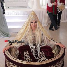 عروس مغربية وجدية 🇲🇦😍 Traditional Weddings, Moroccan Culture, Muslim Fashion, Special Features, Victorian Dress