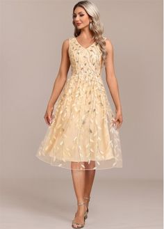 Color:Champagne;Size:S;Size:M;Size:L;Size:XL;Size:XXL;Package Contents:1 X Dress;Occasion:Other;Style:Bohemian; Apricot Sleeveless Evening Dress, Gold Sleeveless Evening Dress For Spring, Gold Sleeveless Dress For Spring Evening, Beige Knee-length Sleeveless Party Dress, Summer Sleeveless Champagne Dress, Champagne Sleeveless Summer Dress, Sleeveless Sequined Dress For Summer Wedding, Champagne Sleeveless Dress For Summer, Sleeveless Champagne Dress For Summer