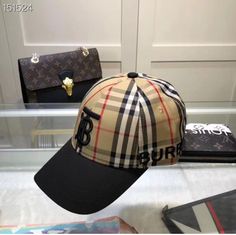 Different Hats, Street Fashion Men Streetwear, Walk In Wardrobe, Mens Streetwear, Men's Collection, Beanie Hats