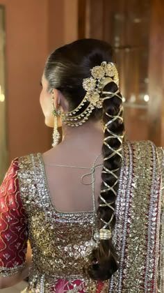 Mehndi Hairstyles, Long Shiny Hair, Cute Quick Hairstyles, Layered Haircuts For Medium Hair, Beautiful Braided Hair, Haircuts For Medium Hair, Hair Up Styles, Hair Stylist Life