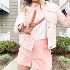 3 ways to style a denim jacket this Spring Style A Denim Jacket, Be Myself, Starting A Blog, Pittsburgh Pennsylvania, Lifestyle Fashion