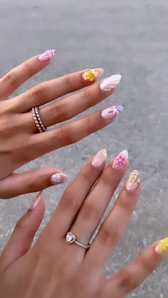 done by @ riri.nails.om Aesthetic Summer Nails 2024, Unique Almond Nails, Aesthetic Summer Nails, Summer Vacation Nails, Elegant Almond Nails, Disneyland Nails, Trendy Almond Nails, Paznokcie Hello Kitty