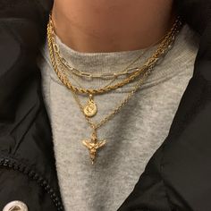 Gold Jewellery Stack, Evry Jewels Necklaces, Men Accessories Aesthetic, Jewelry Stacking, Evry Jewels, Streetwear Jewelry, Stacked Necklaces, Jewelry Fashion Trends, Made In Heaven