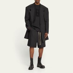 Fear of God shorts featuring a geometric design in wool jacquard  Regular rise Elastic drawstring waistband  Side seam pockets Relaxed fit  Knee-length Pull-on style Virgin wool/polyester Made in Italy Fear Of God Shorts, Fear Of God, Drawstring Waistband, Geometric Design, Knee Length, Tops Designs, In Italy, Relaxed Fit, Italy