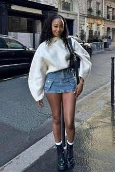 Styling A Denim Skirt Summer, Navy Blue Skirt Outfits Short, Jean Baddie Outfits, Thanks Giving Outfits Women Skirt, Style Denim Mini Skirt, Fall And Winter Outfits Black Women, Black Girls Outfits Ideas, Skirts And Dresses Outfits, Mini Mini Skirt Outfit