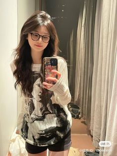 Baseball Jacket Outfit, Glasses Styles, Futuristic Sunglasses, Ootd Poses, Quotes Celebrities, Hair Inspiration Long, Hairstyle Fashion, Style Korea, Upgrade Your Look