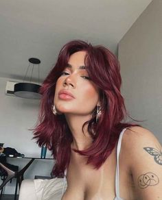 Stunning Cherry Red Hair Color Ideas You’ll Love Red Hair Grown Out Roots, Cherry Red Hair Short, Cherry Red Hair Aesthetic, Black To Red Hair, Fall Haircuts For Women, Cherry Red Hair Color, Hair Color Cherry Coke, Cherry Coke Hair, Fall Haircuts