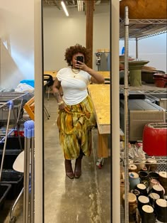 Parisian Summer, Plus Size Baddie Outfits, Hillary Duff, 6k Followers, Eclectic Fashion, Basic Outfits, Modest Outfits, Casual Fits