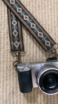 Vintage Camera Strap, Arab Culture, Tablet Weaving, Creation Couture, Camera Strap, Vintage Camera, Aesthetic Photography, Things To Buy