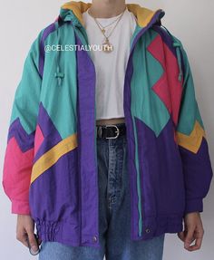 80s Fashion Colorful, Holographic Outfit Aesthetic, Alternative Fashion Colorful, Pop Clothes, 80s Clothes, Windbreaker Outfit, 80s Windbreaker, Ropa Upcycling, Fun Jacket