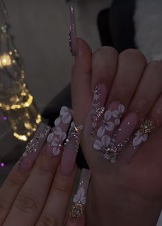 Short Coffin Bling Nails, Flower Garden Nails, Nail Inspo Rhinestones, Quinceañera Nails, Sinaloa Nails, Acrylic Nails Yellow, Junk Nails