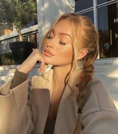 Blonde Layered Hair, Preppy Hairstyles, Strawberry Blonde Hair Color, Hairstyle Curly, Perfect Nose, Blonde Layers, Honey Blonde Hair, Strawberry Blonde Hair, Blonde Hair Inspiration