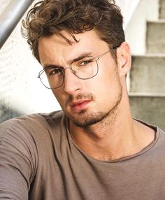 Specs Frames Mens Oval Face, Glass Frames For Men, Glasses For Oval Faces, Oval Face Men, Leading A Team