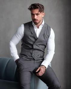 Men Poses, Joker Smile, Wedding Kurta For Men, Men Stylish Dress, Mens Fashion Classy, Male Poses, Mens Style, Beauty Ideas, Men's Suits