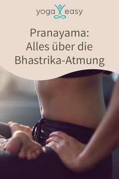 a woman sitting on top of a yoga mat with her hands behind her back and the words pranama ales uer die bhastrika - atmung