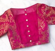 Stylish Silk Blouse Designs, Airhostess Blouse Designs, Gharchola Blouse Designs, Silk Saree Blouse Sleeves Design, Gharchola Saree Blouse Design, Silk Blouse Sleeves Design Latest, Blouse Designs Latest Boat Neck, ब्लाउज बैक नेक डिजाइन, Brocade Blouse Designs