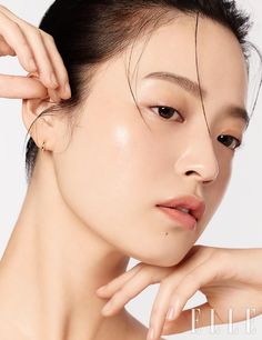 Full Coverage Makeup, Natural Aesthetics, Skin Model, Elle Korea, Soft Makeup, Beauty Shots, Tony Moly, Luxury Art