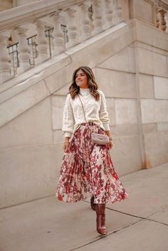 Floral Skirt Outfits, Rok Outfit, Fall Boots Outfit, Knit Sweater Outfit, Fall Chic, Maxi Skirt Outfits, Chic Fall Outfits