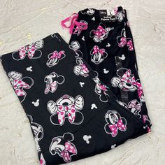 Disney Women's Sleep Jogger Pajama Pants Black Super Soft Size -Large,Brand New Minnie Mouse Pj Pants, Cute Black Loungewear Bottoms, Pink Disney Sleepwear For Pajama Party, Pink Disney Character Print Sleepwear, Pink Character Print Sleepwear For Loungewear, Black Sleepwear With Character Print For Loungewear, Black Elastic Waistband Pants For Sleepover, Black Pants With Elastic Waistband For Sleepover, Pink Minnie Mouse Sleepwear For Bedtime